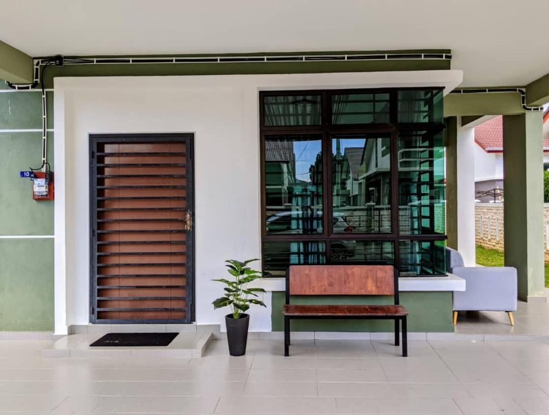 Syifa Homestay Melaka ภายนอก รูปภาพ